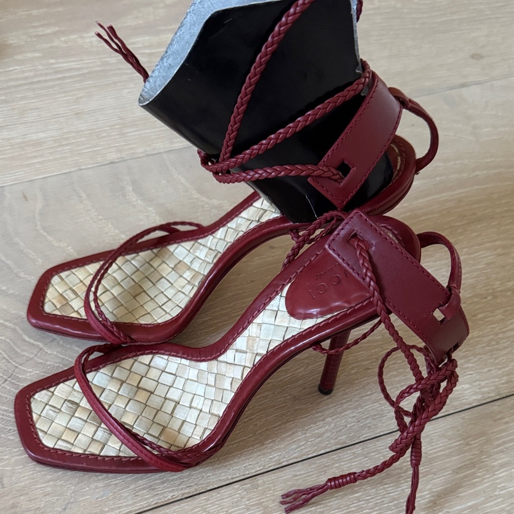 Gucci Dark Red Strappy Women's Sandals - Picture 5 of 10